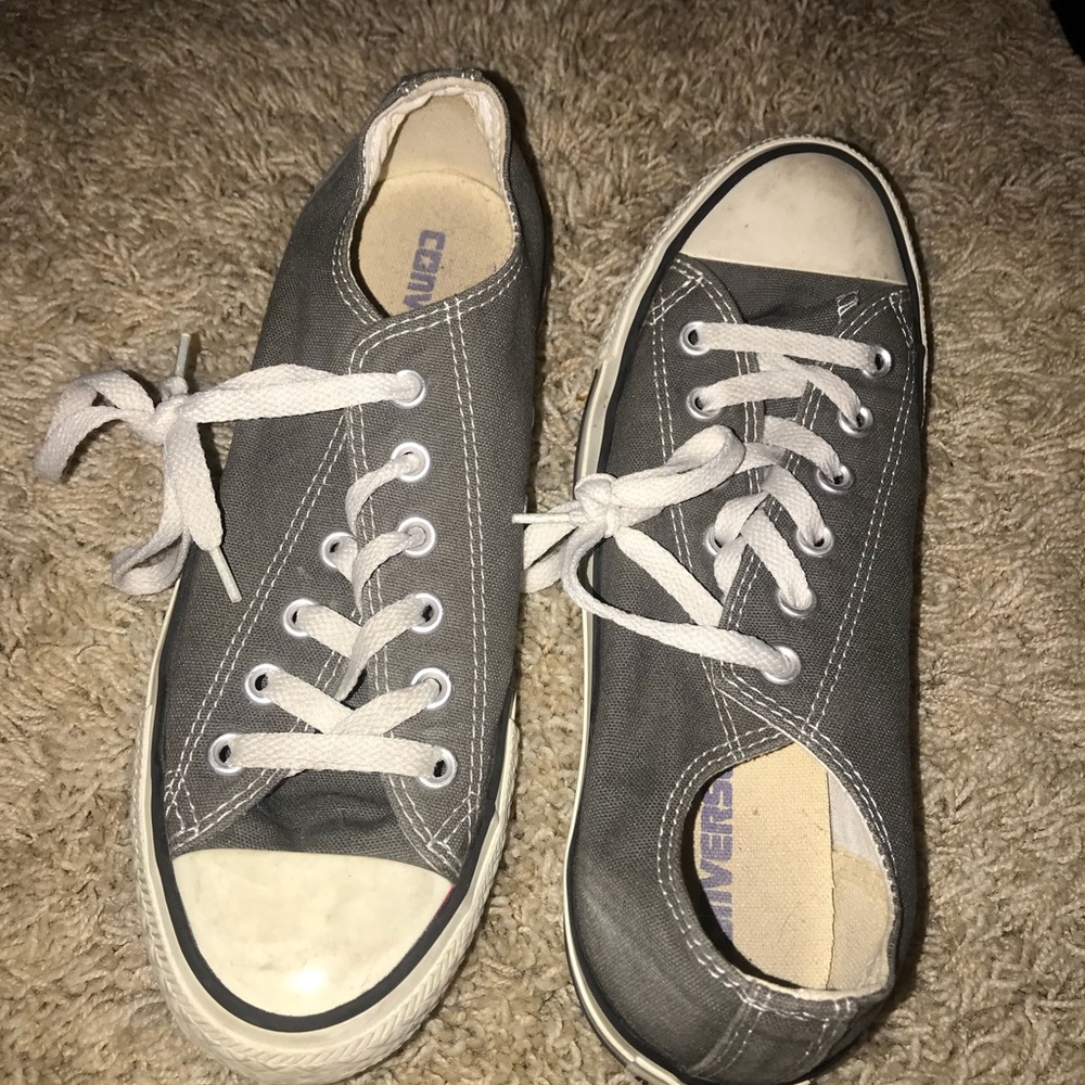 GRAY converse!